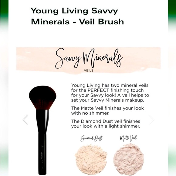 Young Living Essential Oils Savvy Minerals XL Veil Powder Brush NWT - Picture 1 of 8